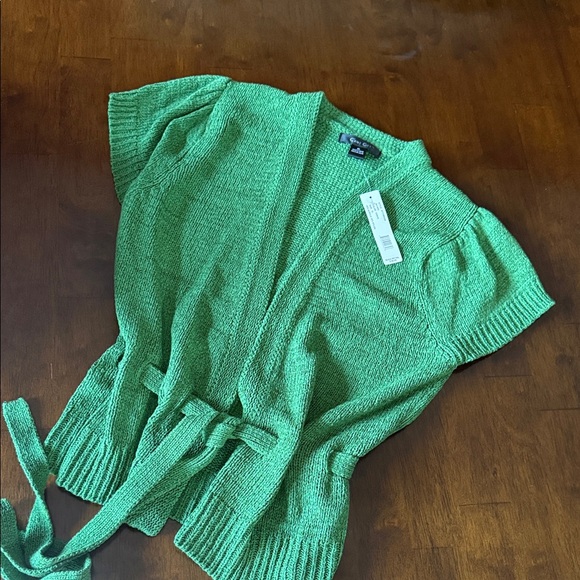 C’EST CITY - Picture 2 of 6